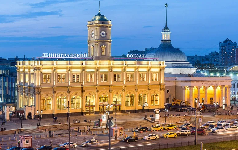 Ленинградский вокзал Москва